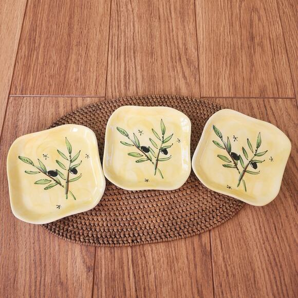 Julia Junkin 5" appetizer plates set of 3 yellow with black olive & branch print - Picture 1 of 9